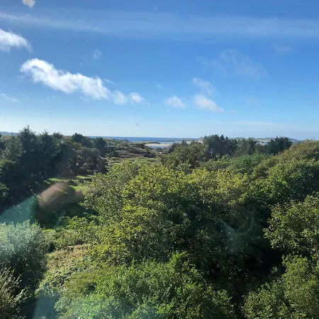 Loistin Teach Hiudai Beag - Bunbeg 酒店 *